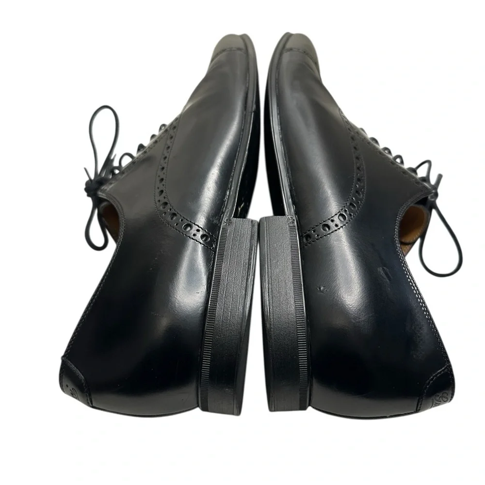 Gucci sleek black